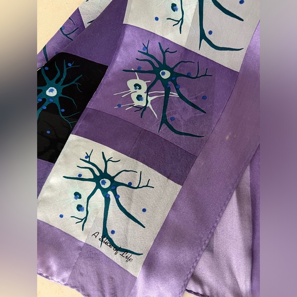 🔬Cellular Biology / Biologist 100% Silk Oblong Scarf | Cells | Cell Structure - Picture 3 of 17